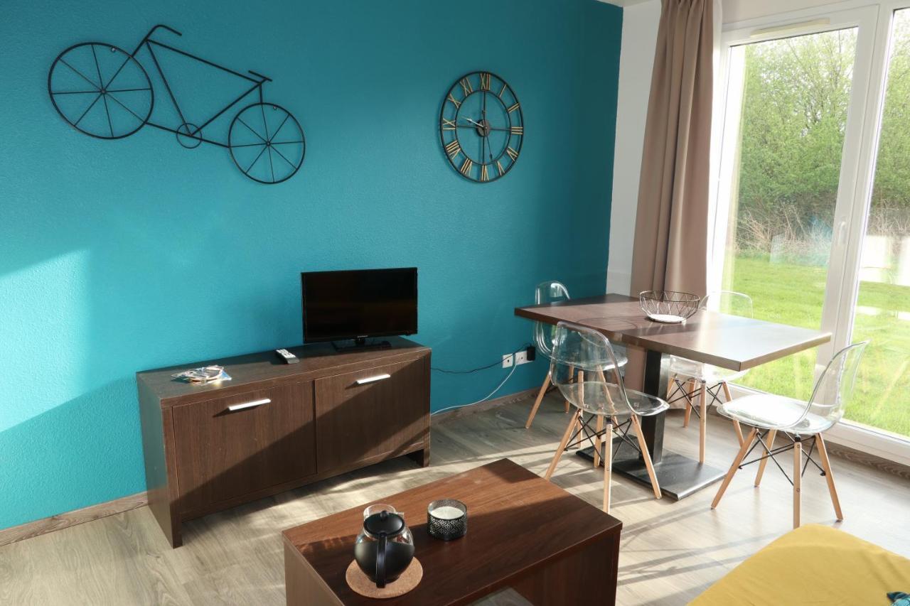 Charmant 2 Pieces Proche D Honfleur, Piscine En Saison, Parking Gratuit, Wifi Equemauville Luaran gambar