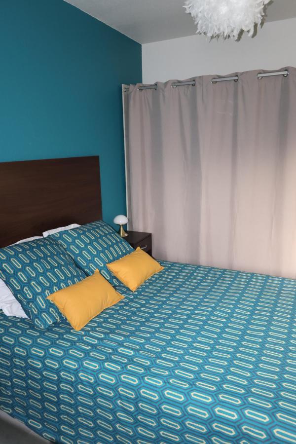 Charmant 2 Pieces Proche D Honfleur, Piscine En Saison, Parking Gratuit, Wifi Equemauville Luaran gambar